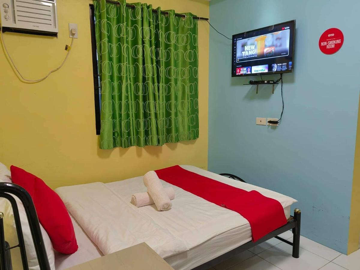 Yellowpad Hotel Davao Bagian luar foto