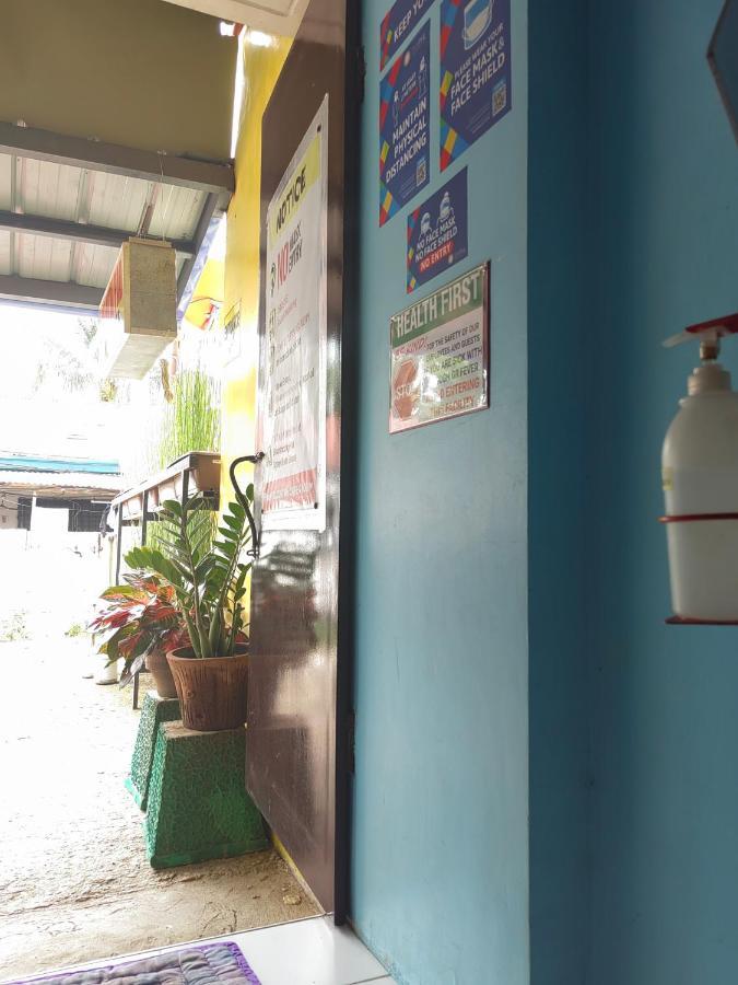 Yellowpad Hotel Davao Bagian luar foto