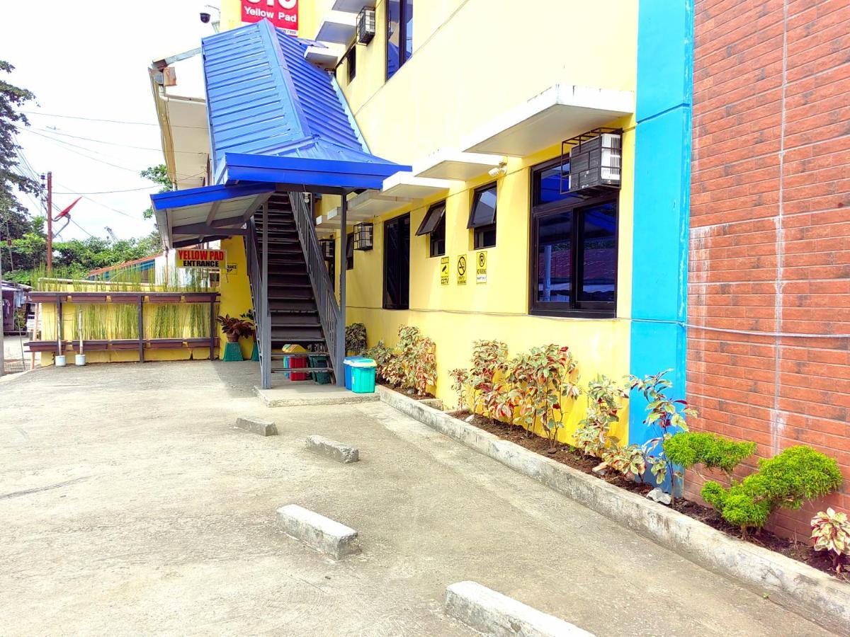 Yellowpad Hotel Davao Bagian luar foto