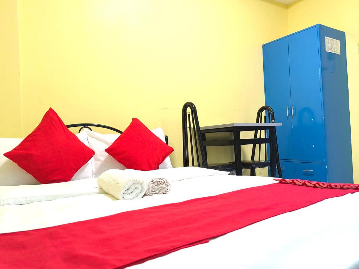 Yellowpad Hotel Davao Bagian luar foto