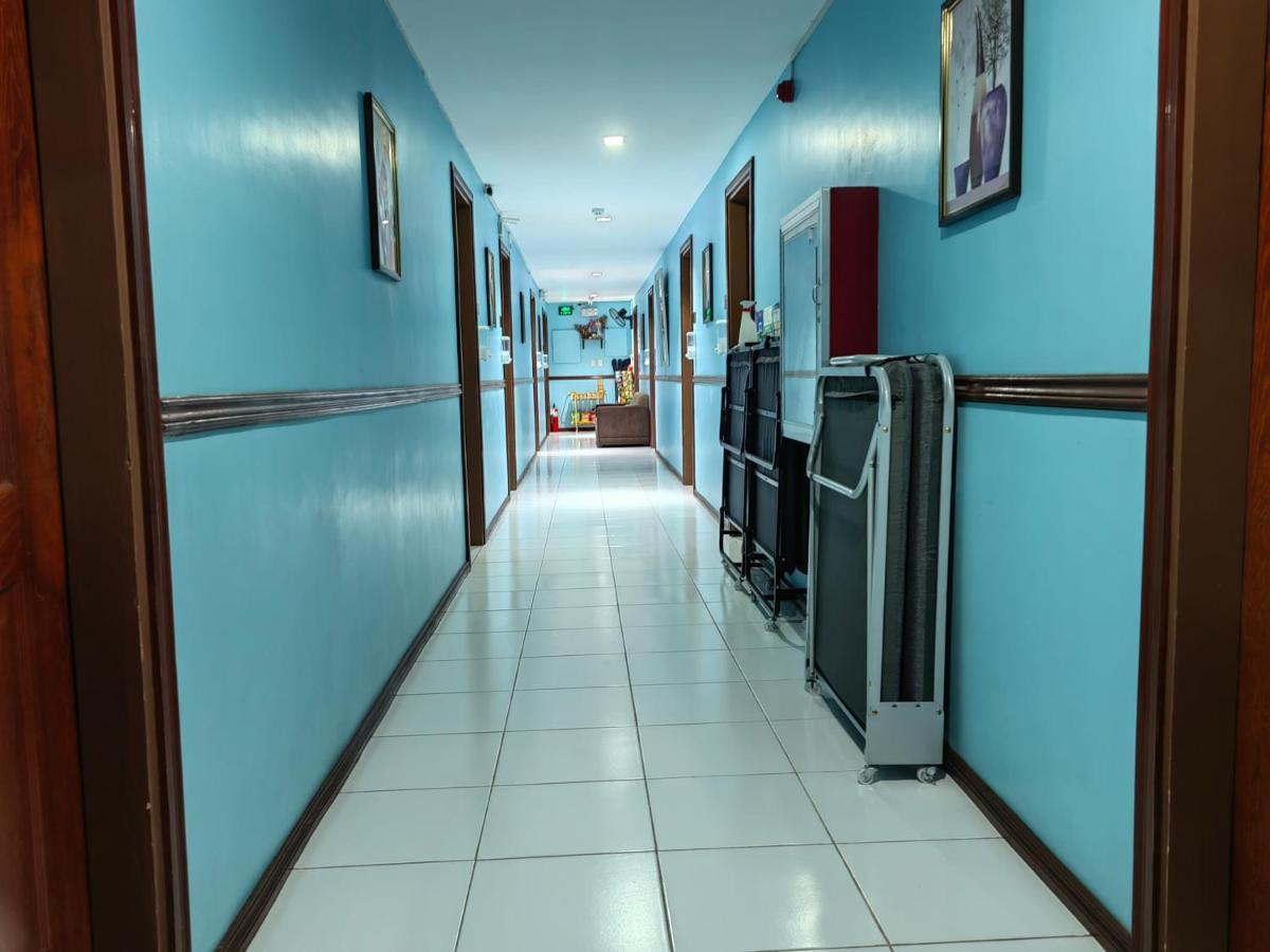 Yellowpad Hotel Davao Bagian luar foto