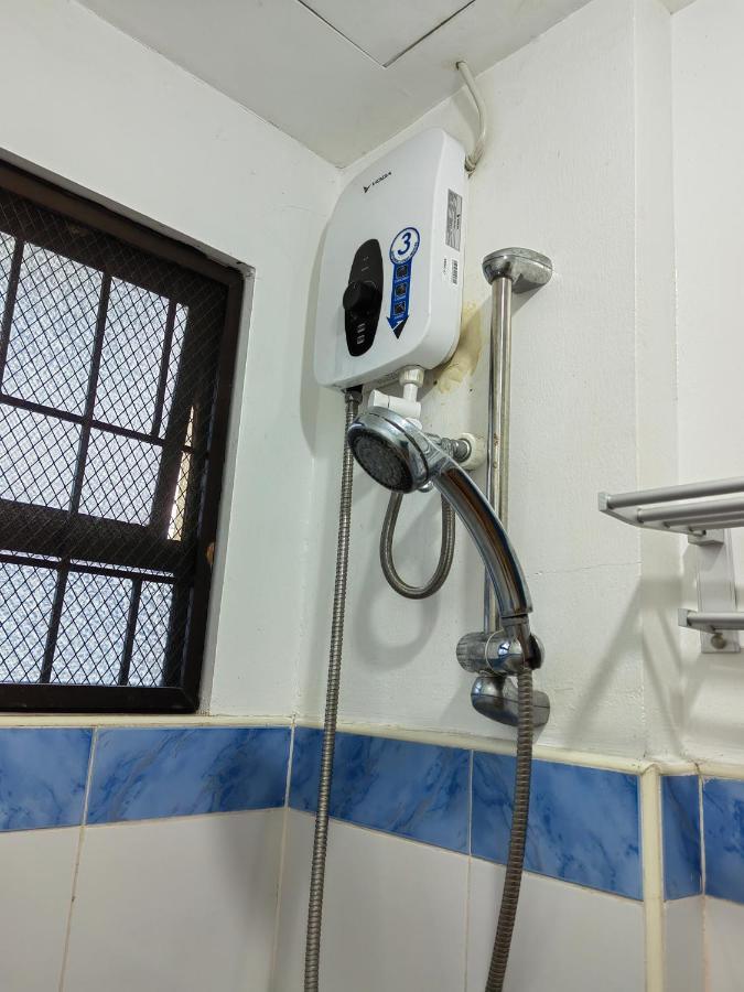 Yellowpad Hotel Davao Bagian luar foto